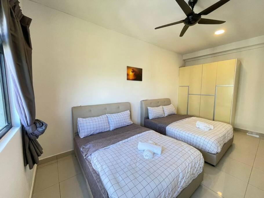 Meridin Medini By Wp Homestay นุสาจายา ภายนอก รูปภาพ