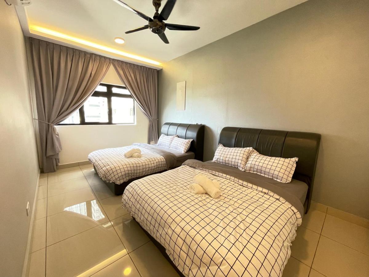 Meridin Medini By Wp Homestay นุสาจายา ภายนอก รูปภาพ