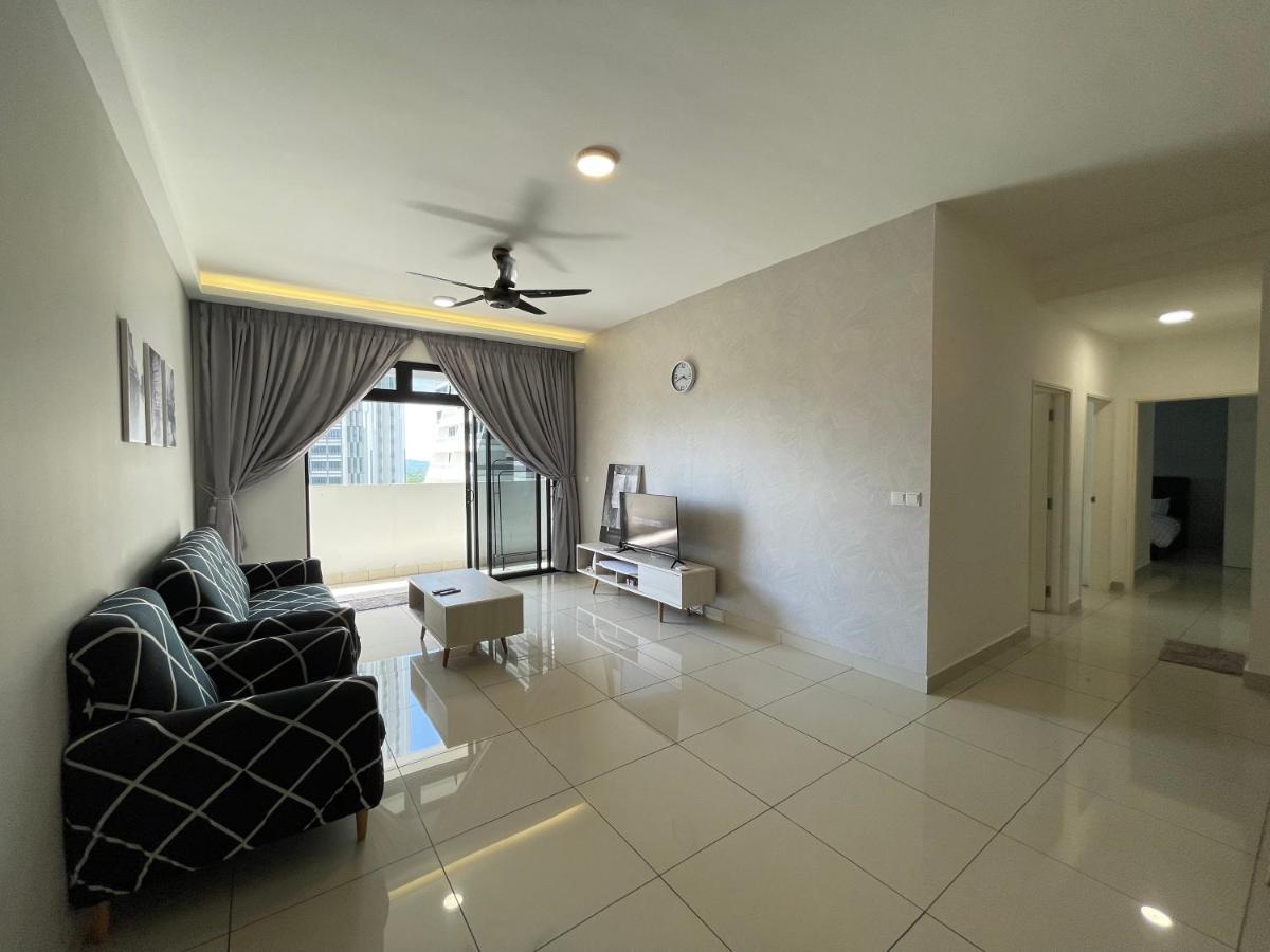 Meridin Medini By Wp Homestay นุสาจายา ภายนอก รูปภาพ