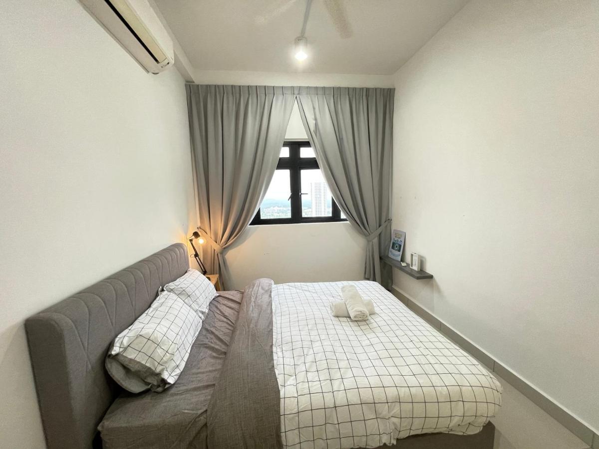 Meridin Medini By Wp Homestay นุสาจายา ภายนอก รูปภาพ